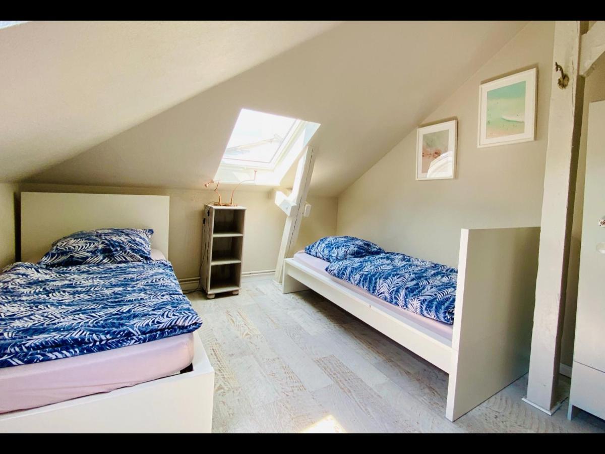 Ankerplatz Neumuenster, Parkplatz Apartment Bagian luar foto